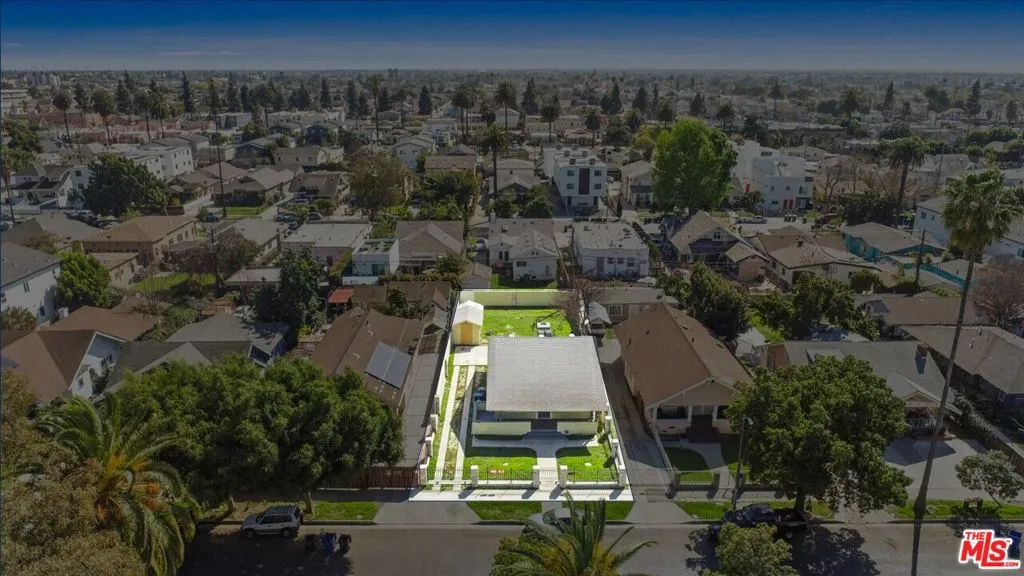 1234 W 39th Place, Los Angeles, California 90037 home-pic-4